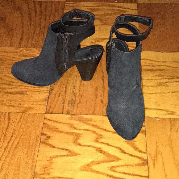 Kenneth Cole Reaction Shoes - Kenneth Cole Open Back Bootie